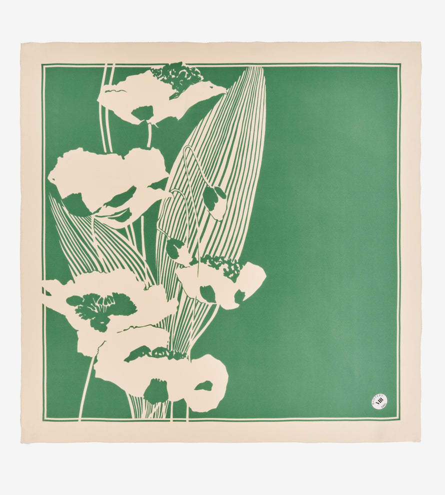 20+ foulard, carrè e sciarpe di seta sempre ricercatissime! 84 20Z0489F00000023GJF043362000001 01